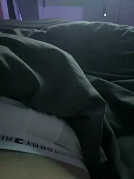 zoladj online show from April 9, 2026, 10:49 pm