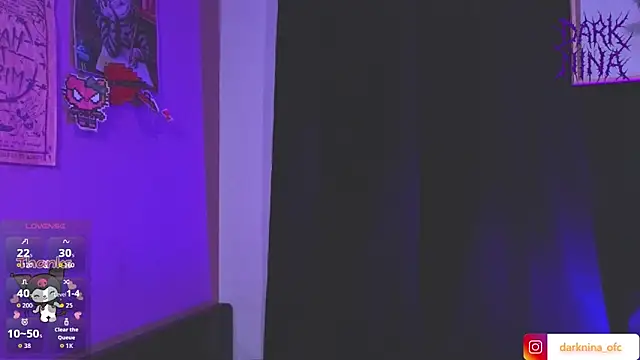 dark nina   online show from April 3, 2026, 3:24 am