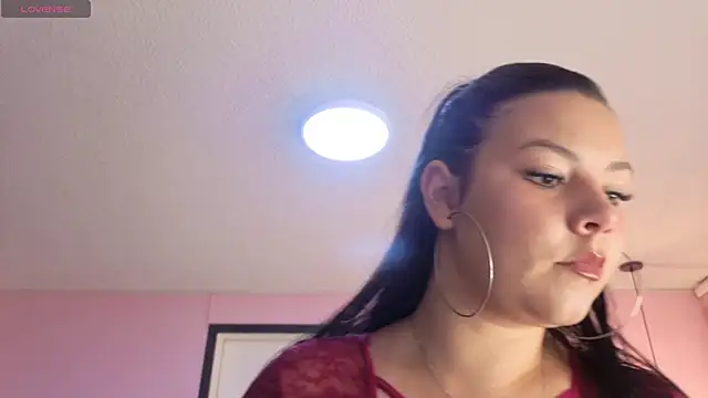 Snapshot of Milly_1_x chatting on April 20, 2026, 5:47 pm Milly 1 x online show from April 20, 2026, 5:47 pm