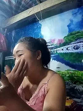 Huemy098 online show from April 1, 2026, 2:35 am