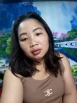 Huemy098 online show from March 25, 2026, 11:03 pm