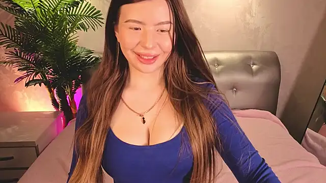 Snapshot of Sophia_Everly chatting on April 27, 2026, 5:38 am Sophia Everly online show from April 27, 2026, 5:38 am