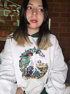 Petite CherryX online show from April 8, 2026, 1:40 am