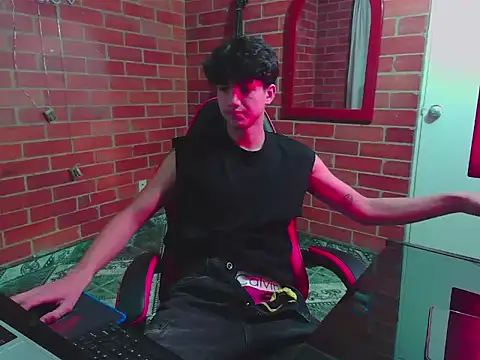 Kurtt   online show from April 14, 2026, 5:12 am