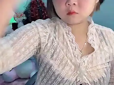 Nhanlu009 online show from April 10, 2026, 12:56 pm