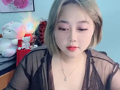 Nhanlu009 online show from May 15, 2026, 12:58 pm