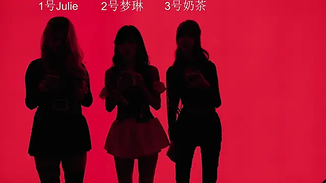 XL-LovelyDoll online show from March 22, 2026, 12:40 pm