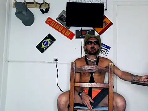 freddymdq100 online show from April 20, 2026, 4:30 pm