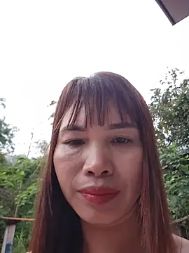 Snapshot of Reeoo-93 chatting on May 11, 2026, 12:56 am Reeoo-93 online show from May 11, 2026, 12:56 am