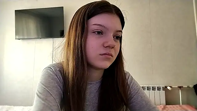 Helgawithyou online show from April 2, 2026, 1:29 pm