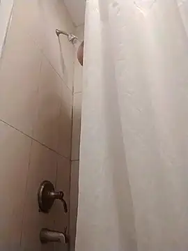 riotstarter187 online show from March 26, 2026, 8:23 am