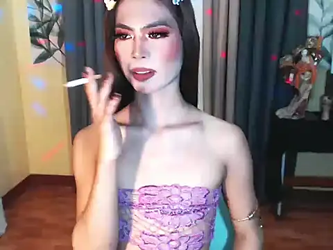 2fuckingwildDolls online show from April 17, 2026, 12:02 am