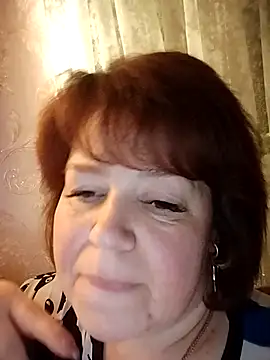 ViktoriaToytor55 online show from April 2, 2026, 8:37 pm