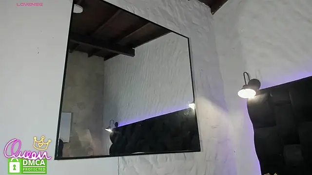 mia torner 11  online show from April 11, 2026, 11:47 am