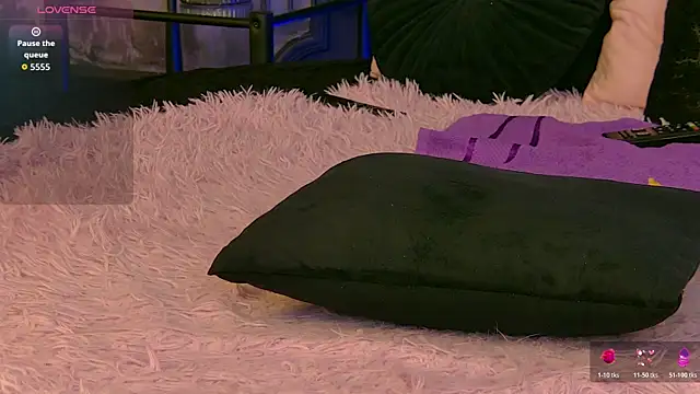 DivaCassie online show from April 6, 2026, 8:32 pm