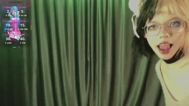 Layla Muur online show from April 6, 2026, 2:18 pm