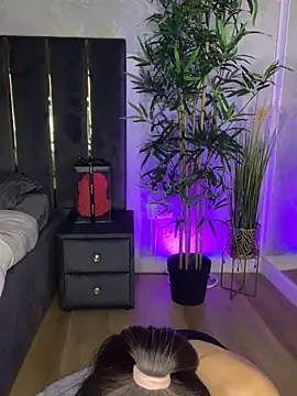 valery evan online show from March 20, 2026, 7:37 pm