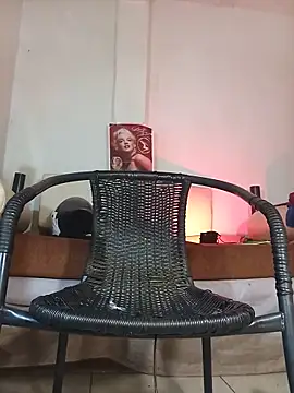 alfablackx online show from May 23, 2026, 2:43 am