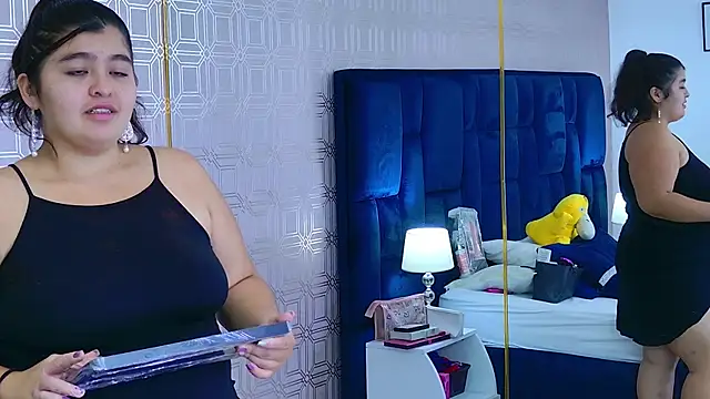 Dahlia Lee online show from April 17, 2026, 3:09 am