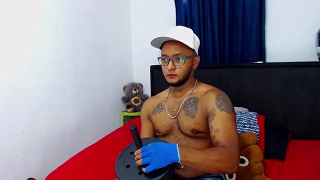 MascTyler online show from April 17, 2026, 10:12 pm