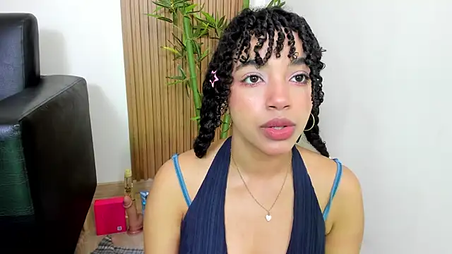 JazmyXXX online show from May 25, 2026, 8:07 pm