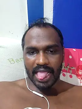 Snapshot of singletamilguy chatting on May 5, 2026, 6:22 pm singletamilguy online show from May 5, 2026, 6:22 pm
