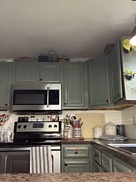 dommydom7177 online show from April 6, 2026, 12:39 pm