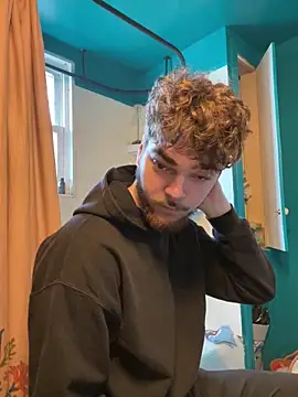 dommydom7177 online show from April 1, 2026, 1:41 pm