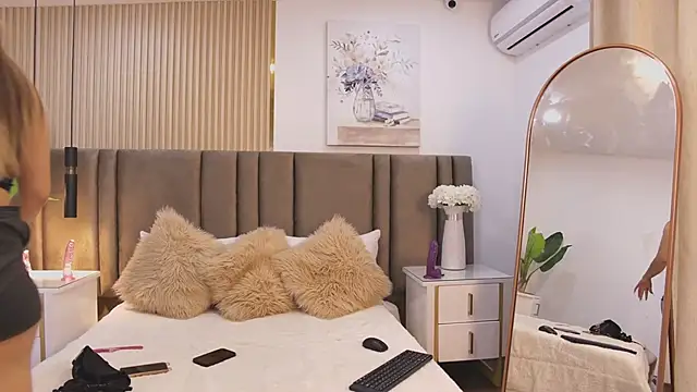 JonesDiaz online show from March 28, 2026, 12:50 pm