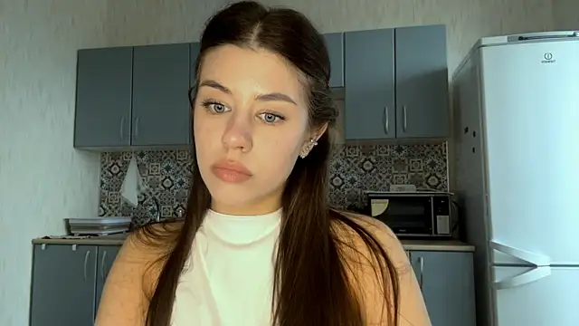 LypsiXo online show from April 9, 2026, 1:50 pm