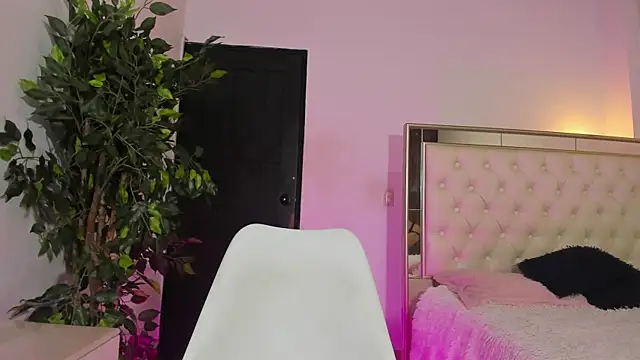 Im XanderSmith online show from April 15, 2026, 7:40 pm