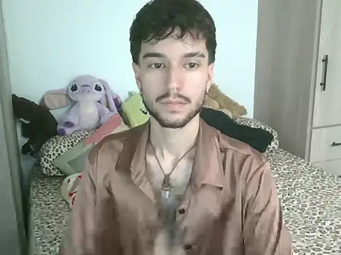 Adrien polo online show from April 17, 2026, 9:39 pm