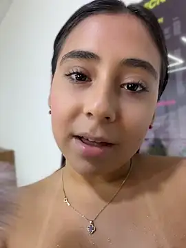 MelodyRey   online show from April 15, 2026, 12:38 am