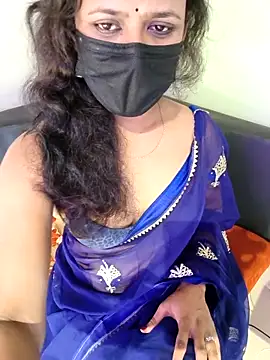 Snapshot of Lena_mahiyaa chatting on April 23, 2026, 8:21 am Lena mahiyaa online show from April 23, 2026, 8:21 am