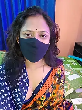 Snapshot of Lena_mahiyaa chatting on May 19, 2026, 4:36 pm Lena mahiyaa online show from May 19, 2026, 4:36 pm