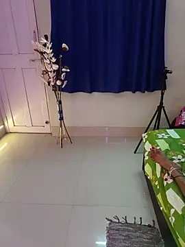 Snapshot of Lena_mahiyaa chatting on May 24, 2026, 1:22 pm Lena mahiyaa online show from May 24, 2026, 1:22 pm