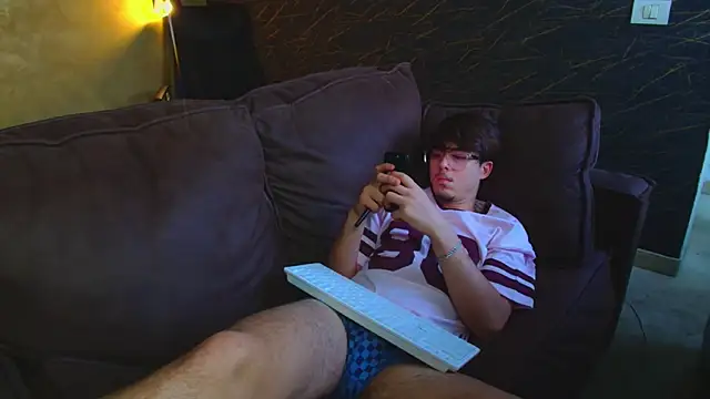 BodhiHayes online show from April 1, 2026, 1:41 pm