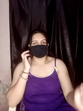 REENA-STRIP online show from April 23, 2026, 5:47 pm