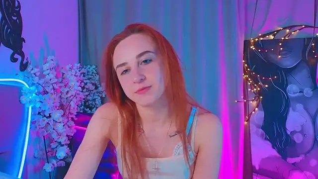 KathrynCanpbell online show from April 16, 2026, 7:25 pm