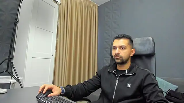 BryceReign online show from March 30, 2026, 4:36 am