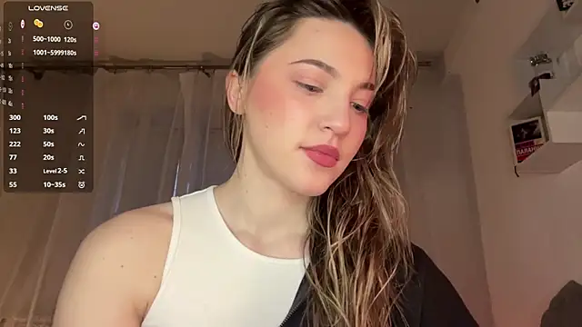 1Kellynaive online show from April 6, 2026, 3:02 pm