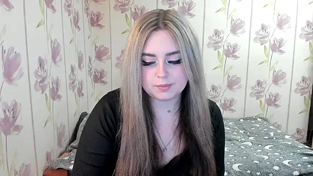 Snapshot of Agathameoww chatting on May 21, 2026, 9:12 pm Agathameoww online show from May 21, 2026, 9:12 pm