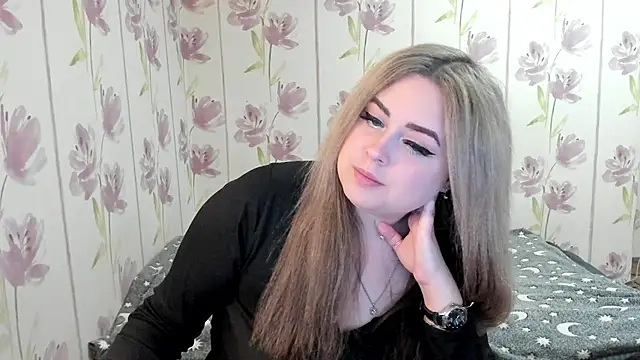 Snapshot of Agathameoww chatting on May 27, 2026, 9:44 pm Agathameoww online show from May 27, 2026, 9:44 pm
