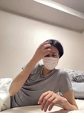 youta200 online show from April 4, 2026, 1:45 am