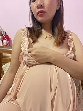  Love-Anna  online show from April 9, 2026, 11:11 pm