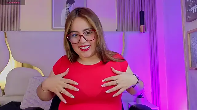 Renata Jones1 online show from April 11, 2026, 12:09 pm