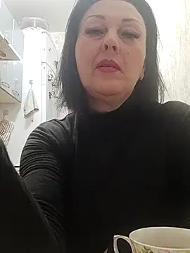 HelgaDennis online show from March 20, 2026, 8:43 pm