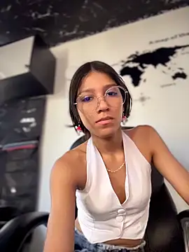 Anitta  LS online show from April 16, 2026, 6:08 pm