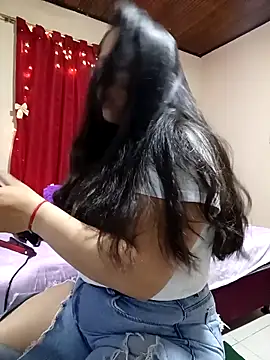 ROUSSE SINCLAIR online show from April 1, 2026, 7:11 pm