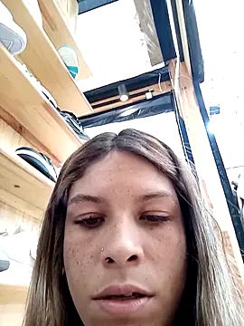 alanna6950 online show from April 12, 2026, 4:54 pm